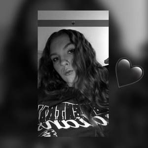 Meet your Posher, Emalee